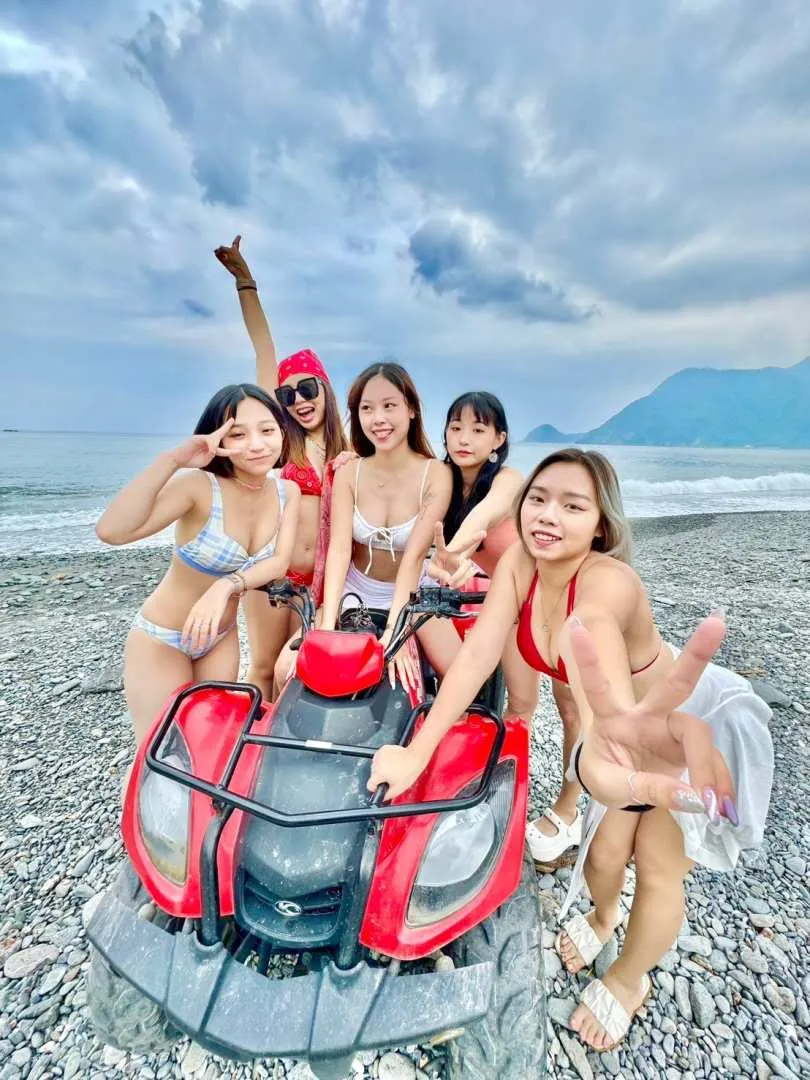 https://image.kkday.com/v2/image/get/w_1920,h_1080,c_fit,q_55,wm_auto/s1.kkday.com/product_118923/20241003042822_v0N8p/jpg