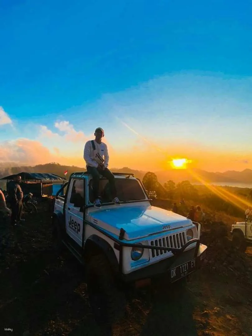 https://image.kkday.com/v2/image/get/w_1920,h_1080,c_fit,q_55,wm_auto/s1.kkday.com/product_138327/20230119035729_6W78z/jpg