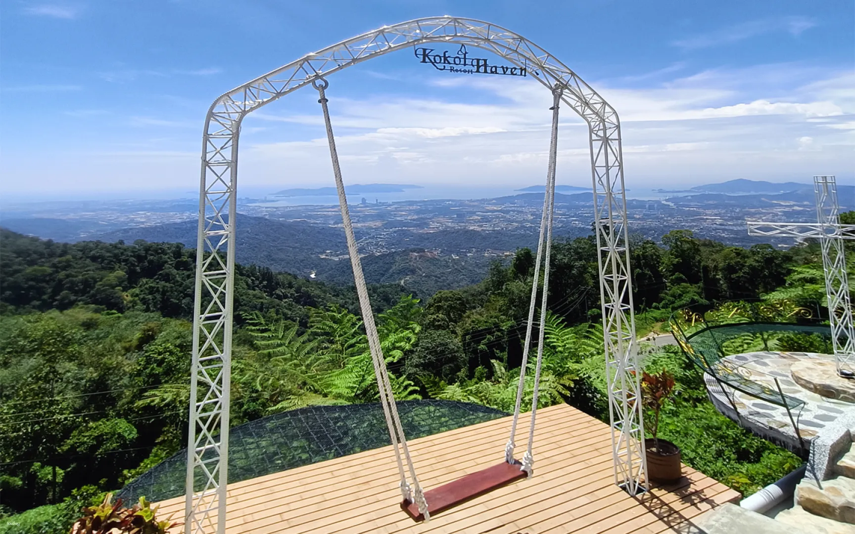 https://image.kkday.com/v2/image/get/w_1920,h_1080,c_fit,q_55,wm_auto/s1.kkday.com/product_4601/20240313055551_ESAt1/png
