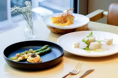 Wan Chai｜AKI Hotel Hong Kong – MGallery Collection｜TANGRAM Bistro & Bar｜Lunch and Dinner Set Menu｜Hotel Dining Offers 2025