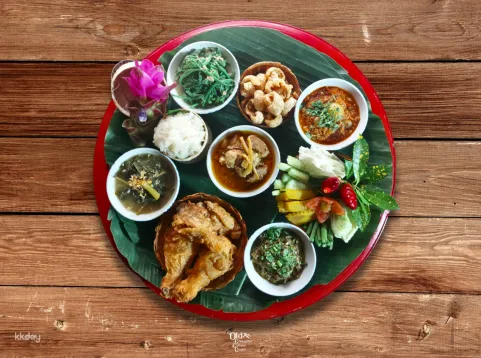 Khan Toke Dinner and Cultural Show at Old Chiang Mai Cultural Center | Chiang Mai
