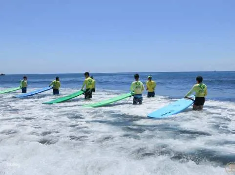 "Double Lions" Surfing Experience: Beginner Surfing Lessons & Board Rental | Waiao, Yilan, Taiwan